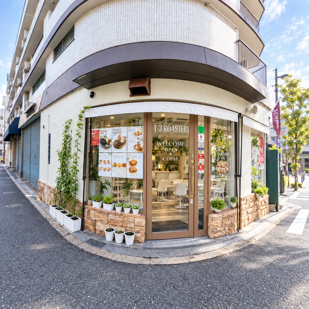 T-3 ROASTERYの外観。撮影素材をもとに構図・明るさを整えた編集写真